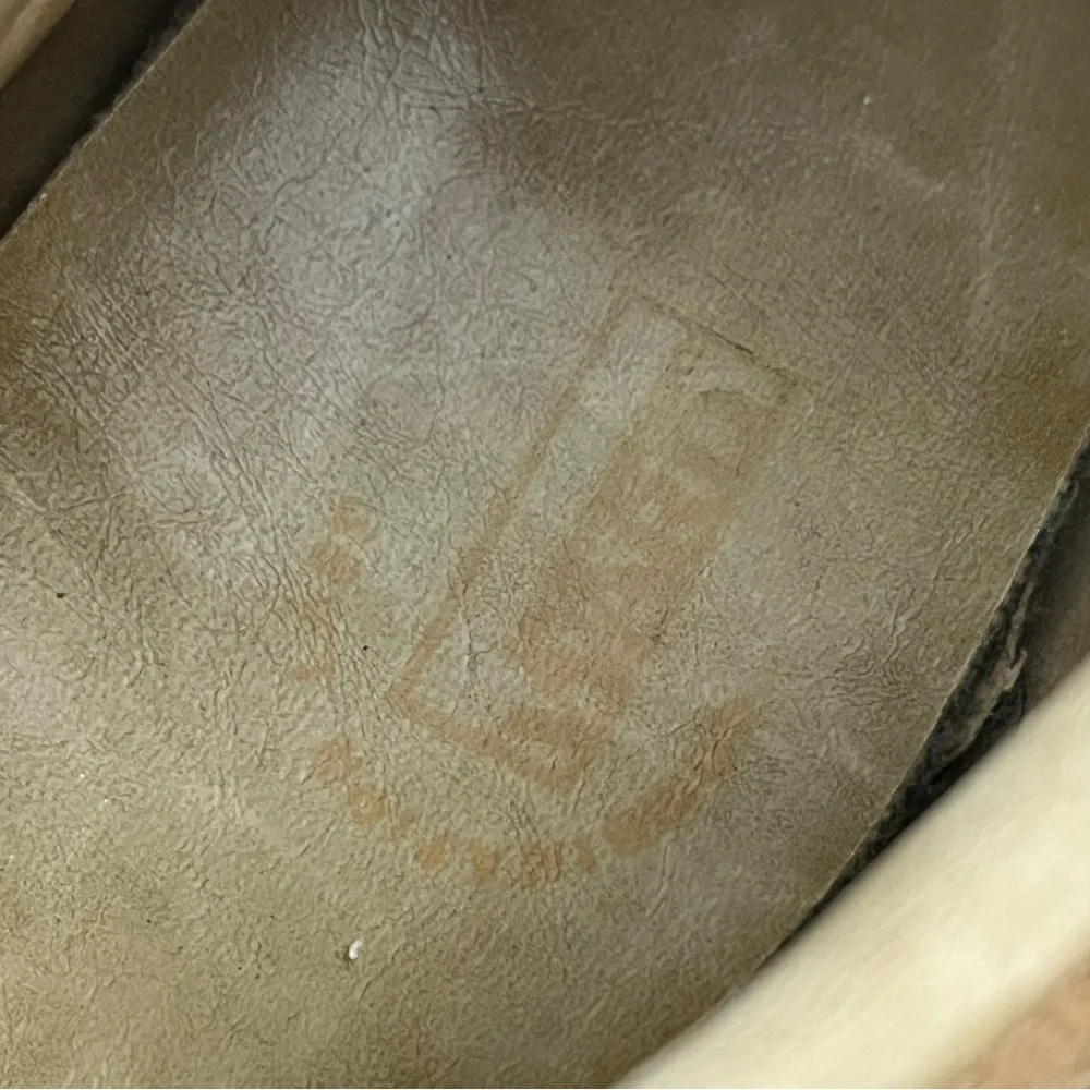 Vintage 70s 80s Montgomery Ward Suede Loafer Dress Shoes Gold Hardware Taupe 9D